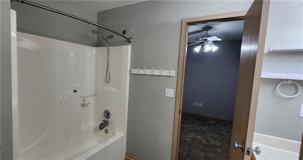 8019 N Lawn Avenue — photo 26