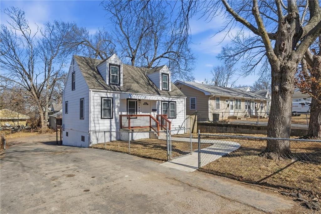 2914 W 45th Avenue — photo 2