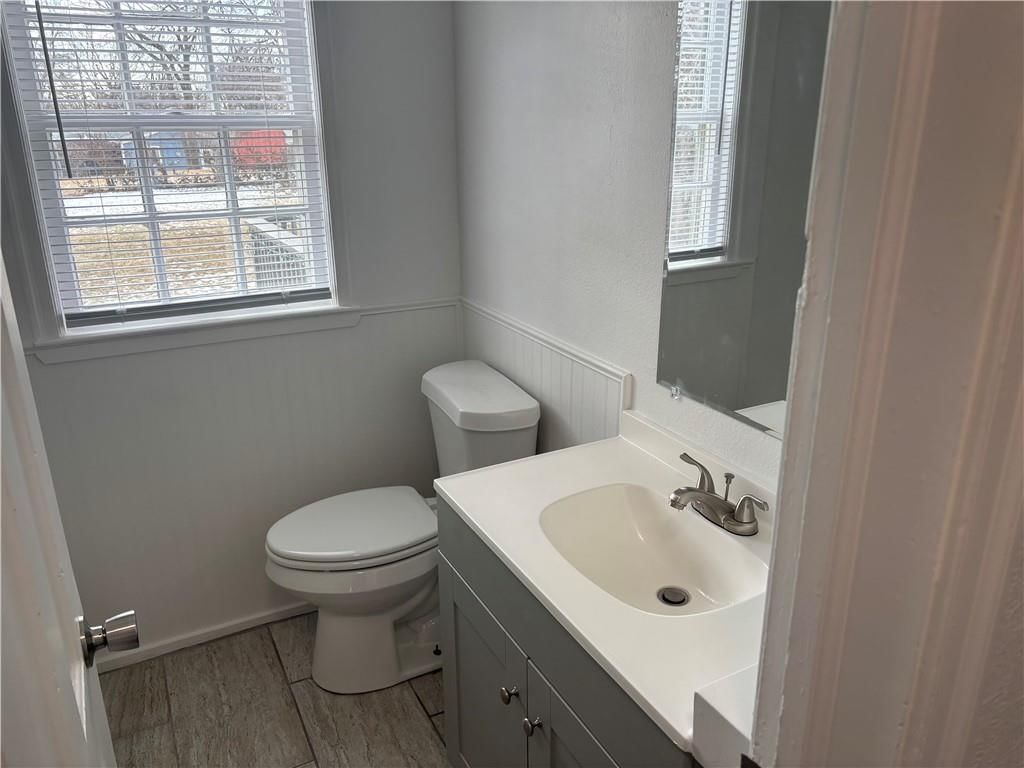 609 NE 42nd Street — photo 9