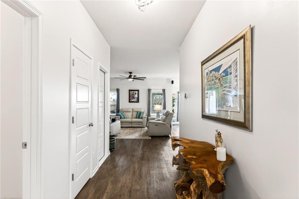 520 SE Laurel Drive — photo 11