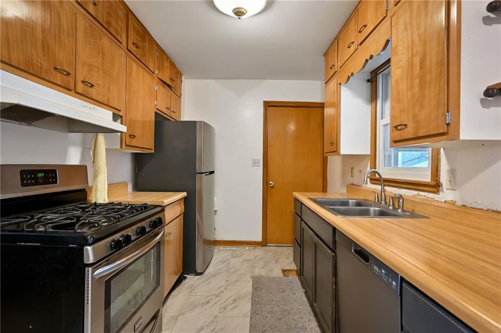 4357 N Drury Avenue — photo 7