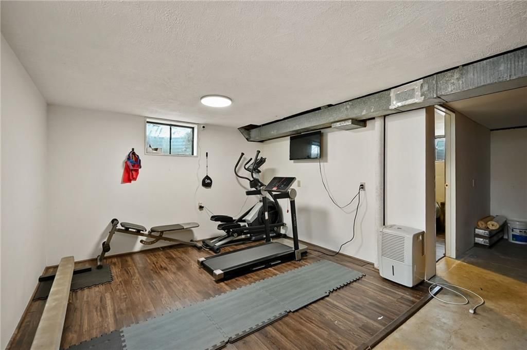 4357 N Drury Avenue — photo 15