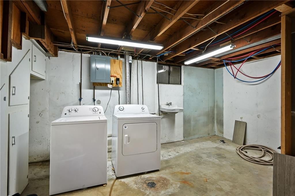 4357 N Drury Avenue — photo 16