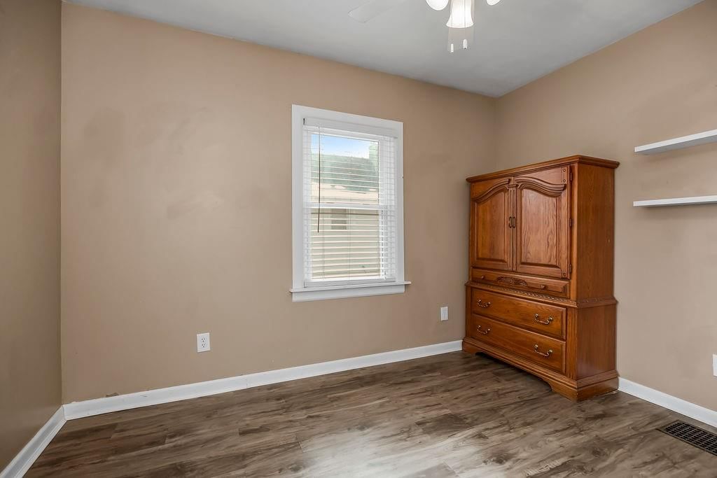 1514 S Cedar Avenue — photo 14