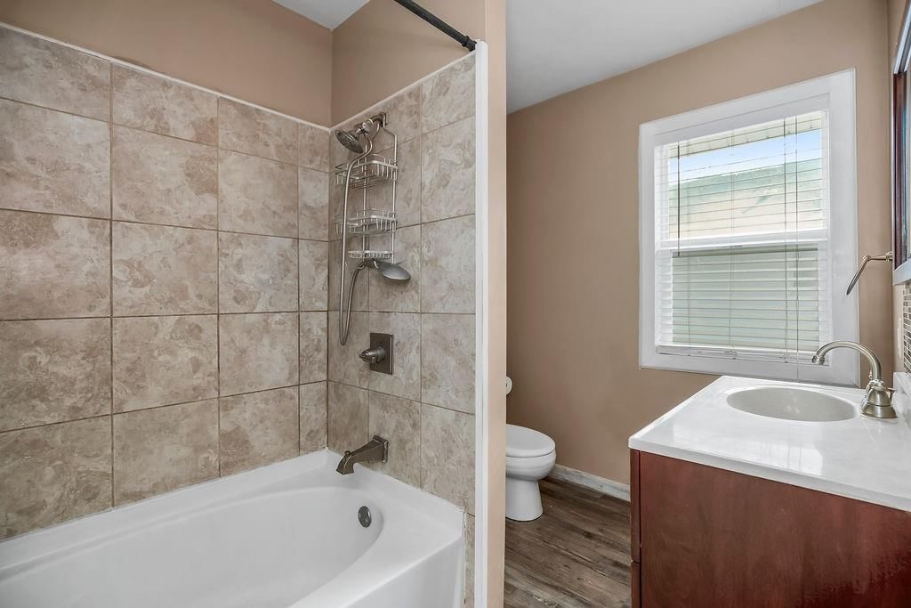1514 S Cedar Avenue — photo 16