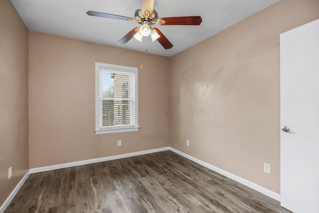 1514 S Cedar Avenue — photo 19