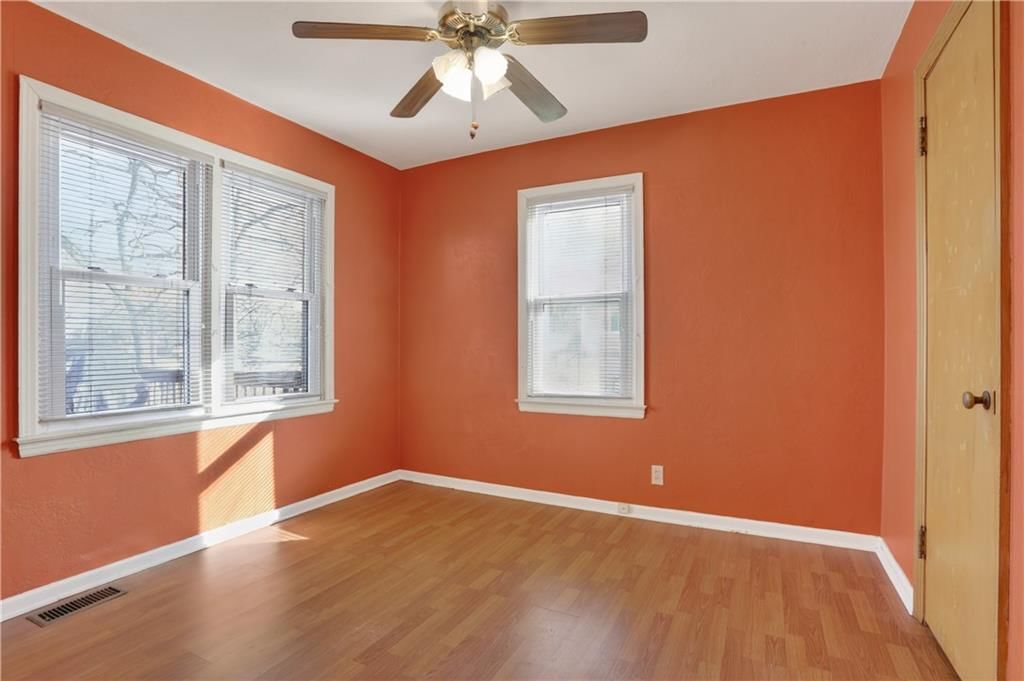 333 Allcutt Avenue — photo 9
