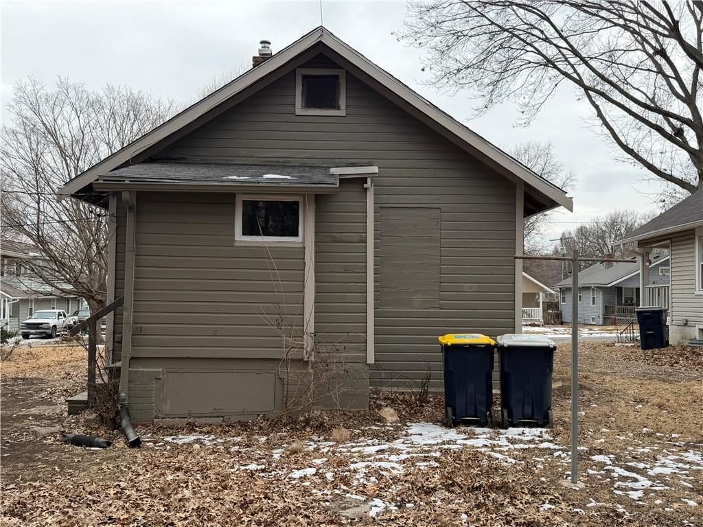 710 W 76th Street — photo 18