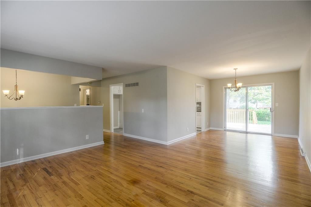 9408 E 81st Terrace — photo 5