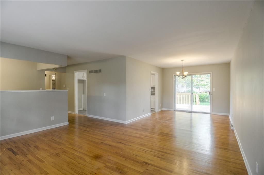 9408 E 81st Terrace — photo 6