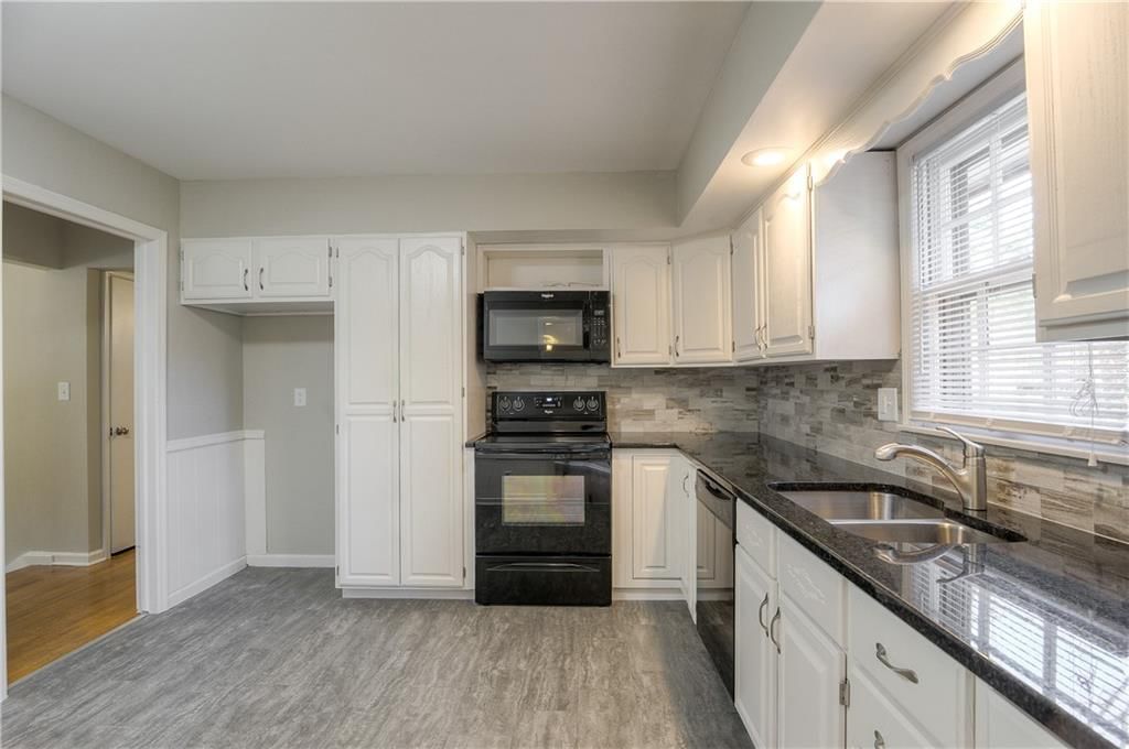 9408 E 81st Terrace — photo 8