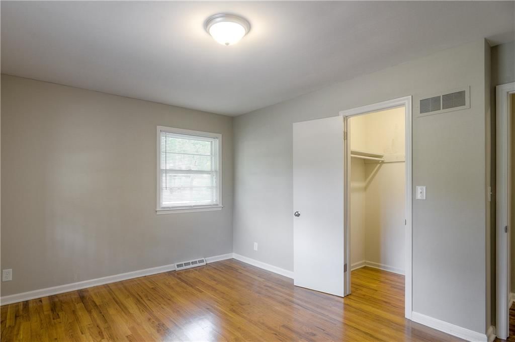 9408 E 81st Terrace — photo 15