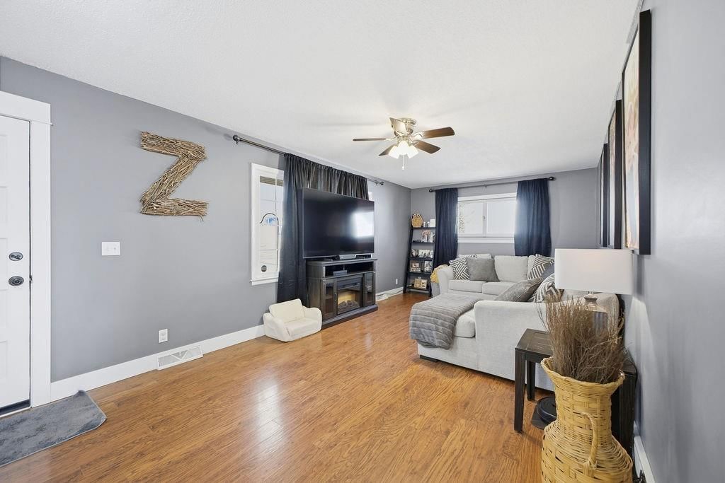 2502 Flintstone Drive — photo 6