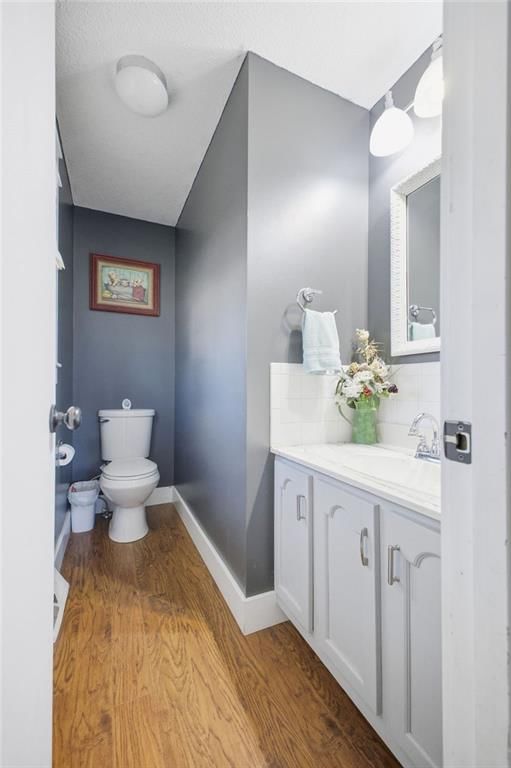 2502 Flintstone Drive — photo 27
