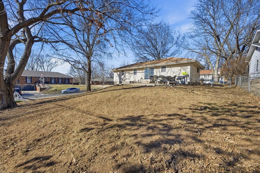2502 Flintstone Drive — photo 41