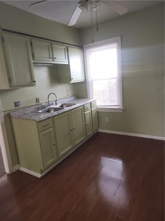 4525 Spruce Avenue — photo 5