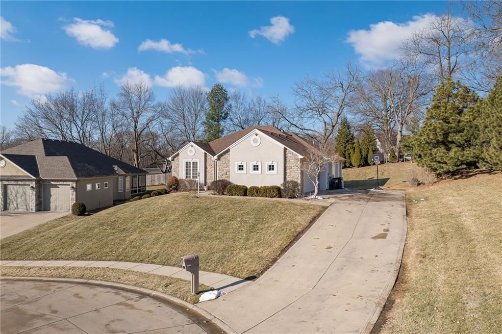 4109 Hidden Valley Drive — photo 2