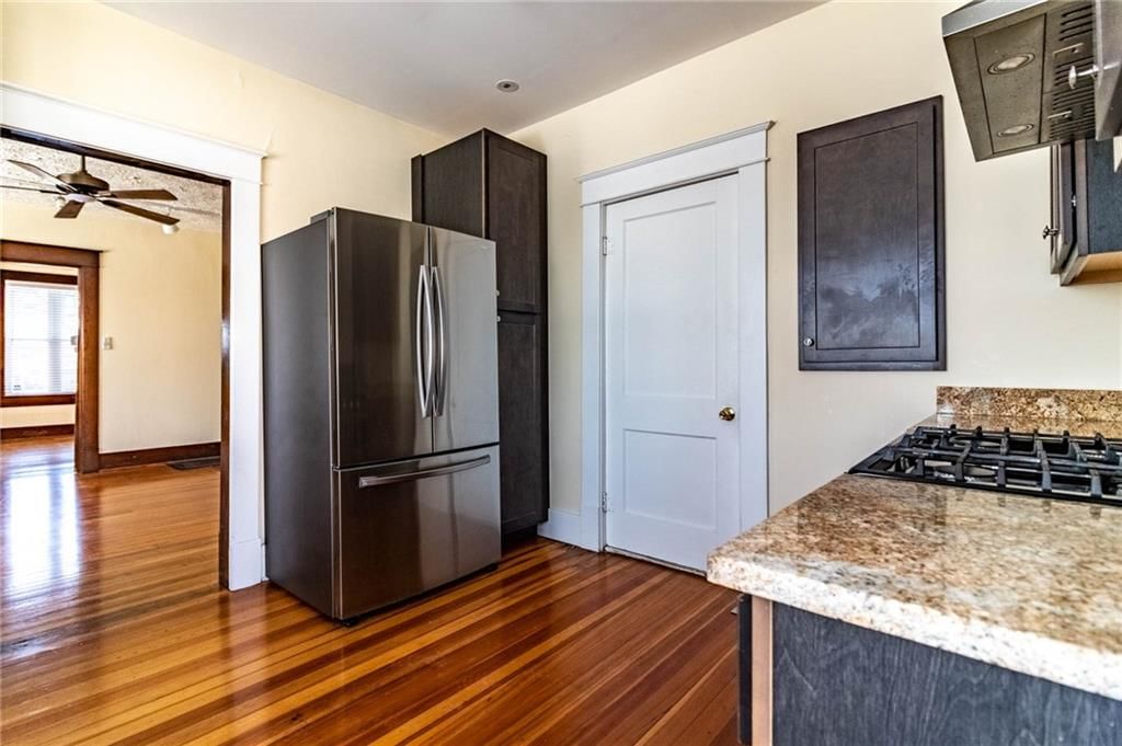 221 Broad Street — photo 8