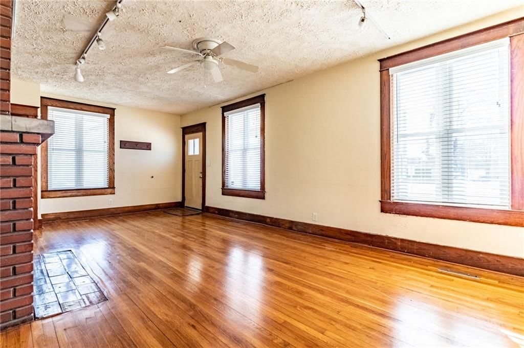 221 Broad Street — photo 13