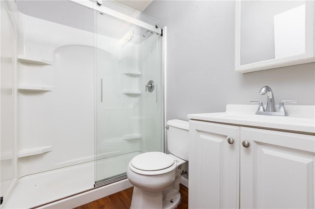 5869 N Oakley Avenue — photo 7