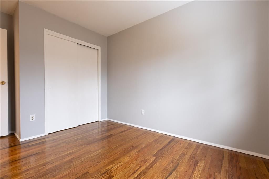 5869 N Oakley Avenue — photo 11
