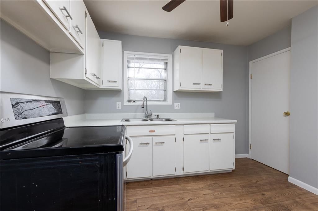 5869 N Oakley Avenue — photo 19