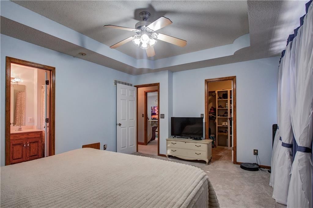 12204 WHITE OAK Street — photo 17