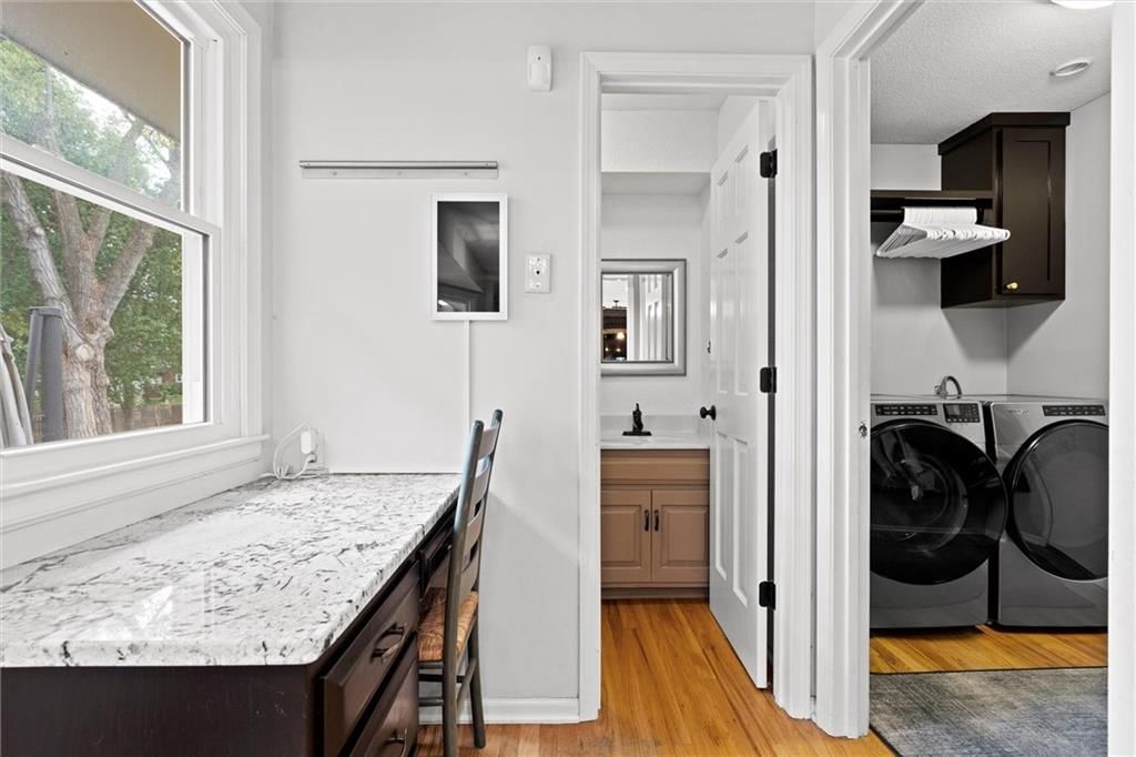 8110 W 117th Street — photo 20