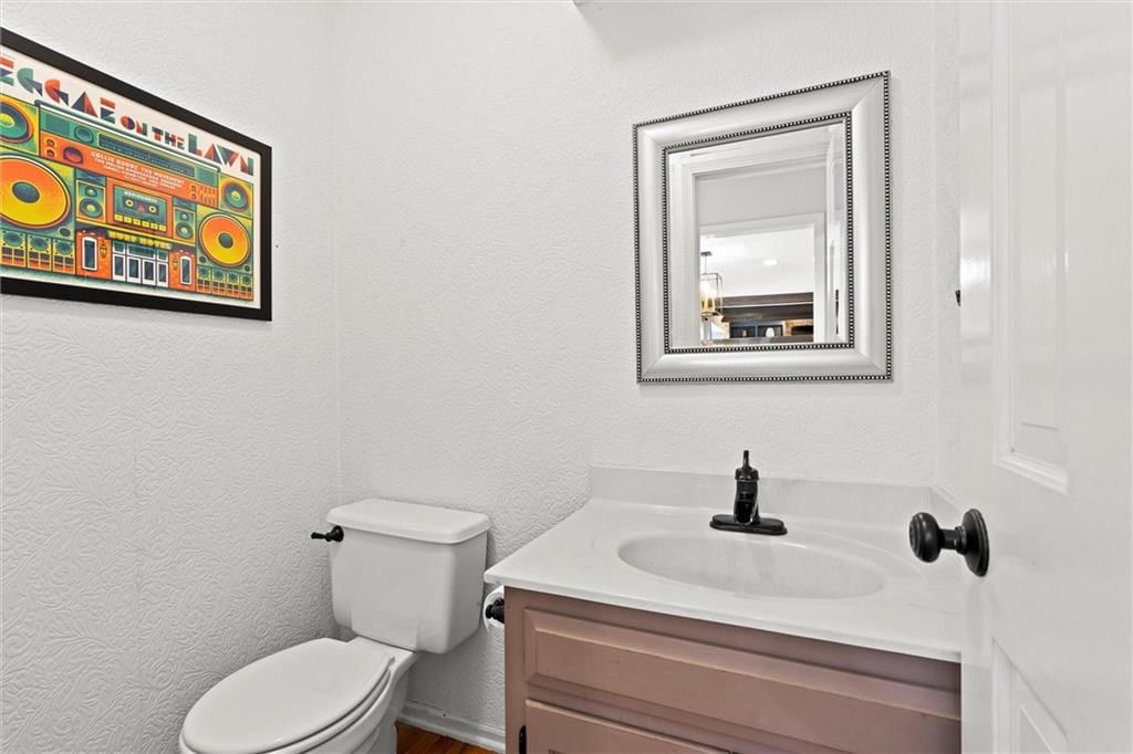 8110 W 117th Street — photo 21