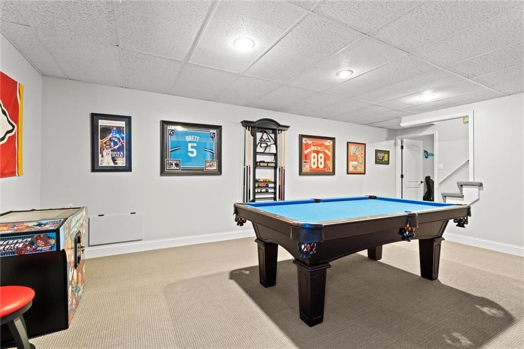 8110 W 117th Street — photo 37
