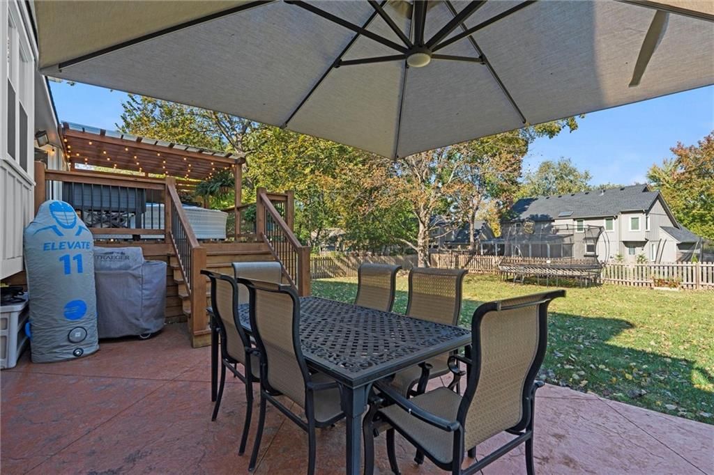 8110 W 117th Street — photo 45