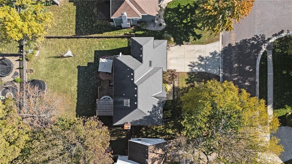 8110 W 117th Street — photo 50