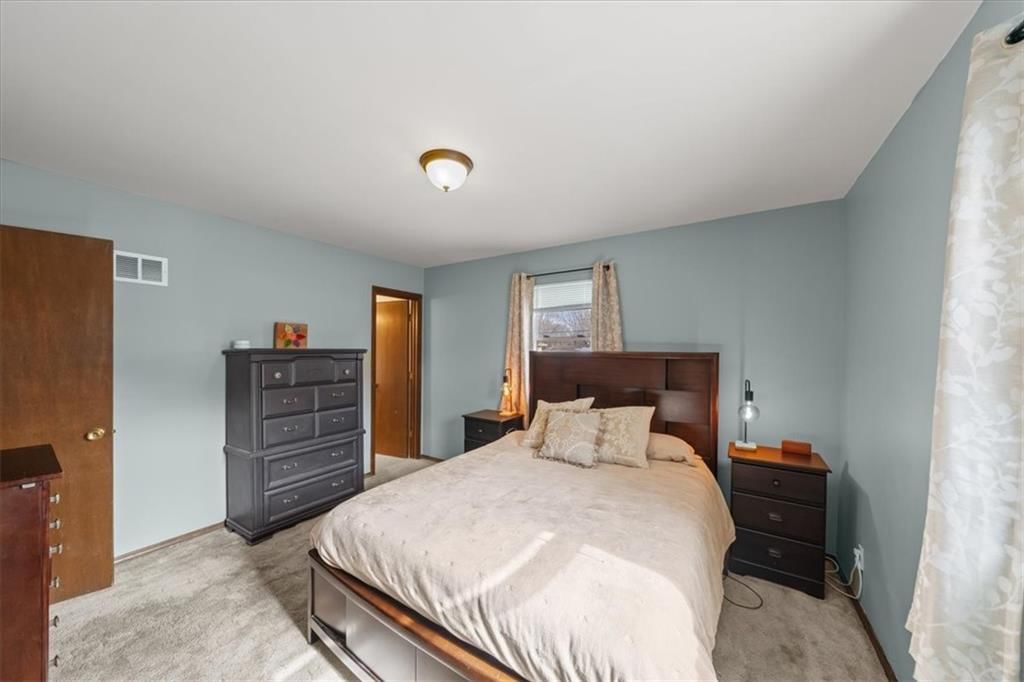 604 NE 1st Street — photo 16