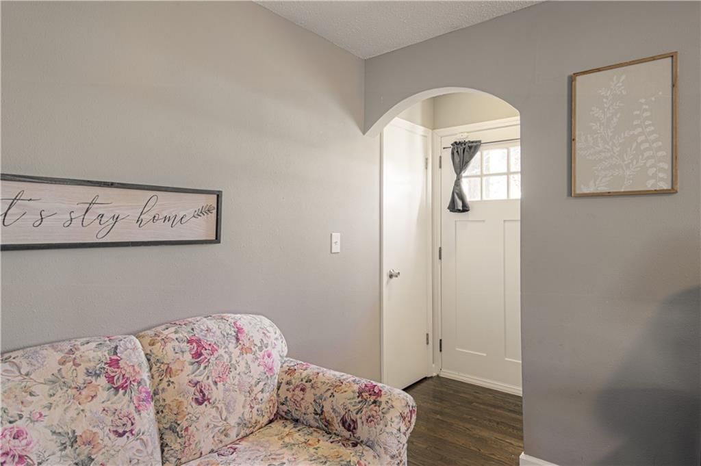513 S Cedar Street — photo 3