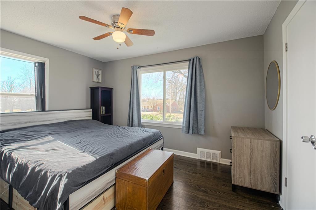 513 S Cedar Street — photo 12