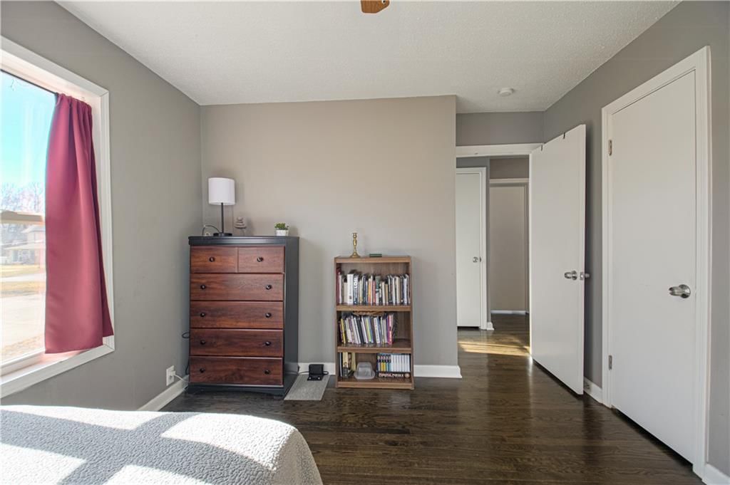 513 S Cedar Street — photo 16