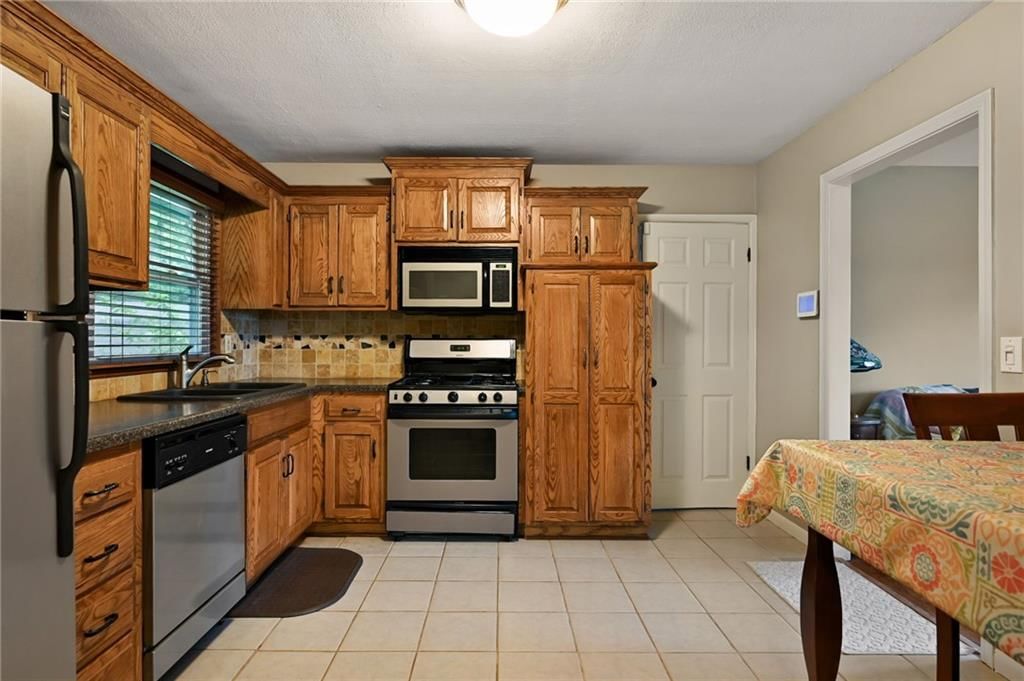 8000 NW Potomac Street — photo 9