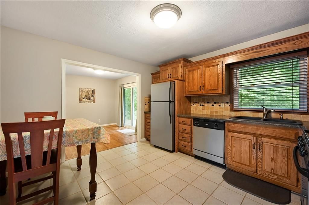 8000 NW Potomac Street — photo 11