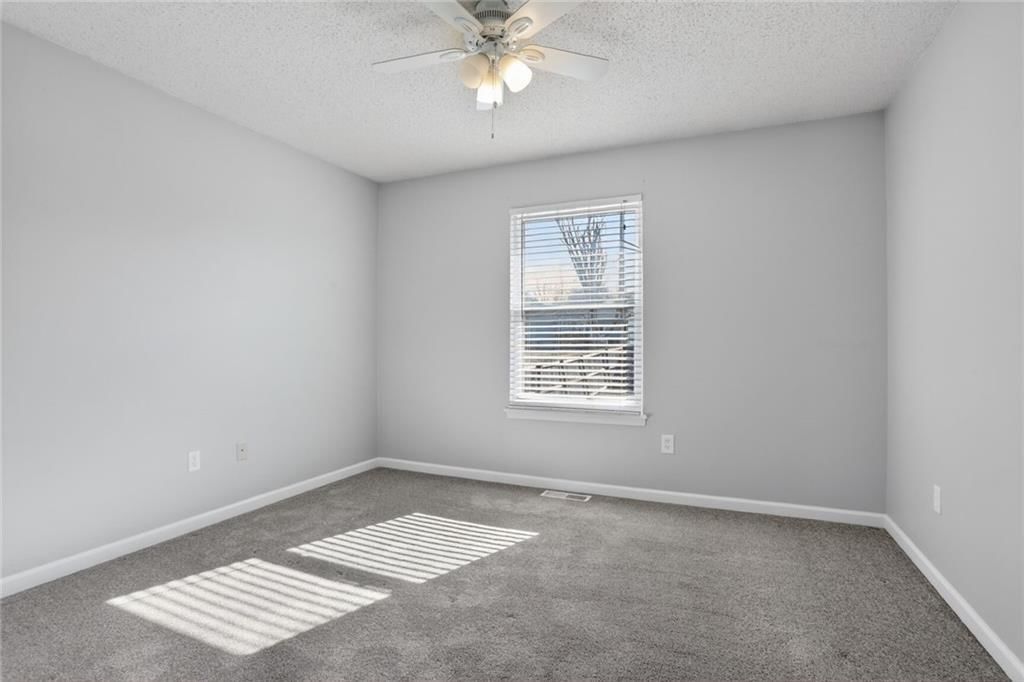 415 W Smith Street — photo 12