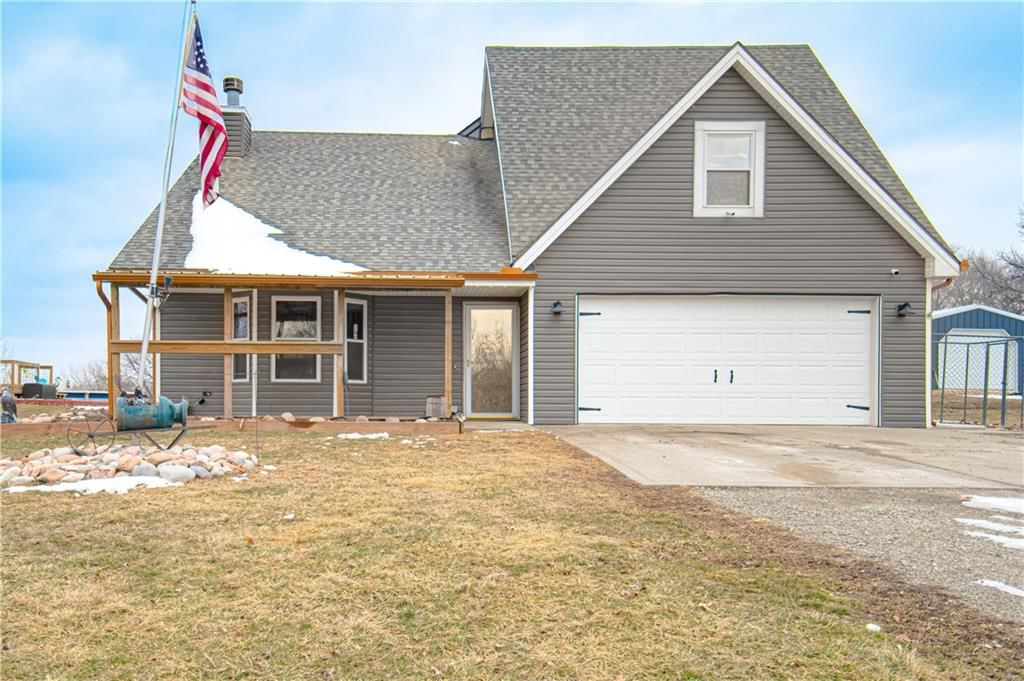 887 SE 201 Street, Holt, MO