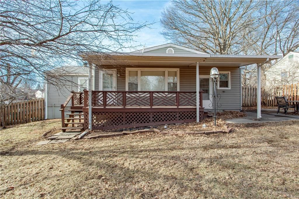 3709 S Main Street — photo 4