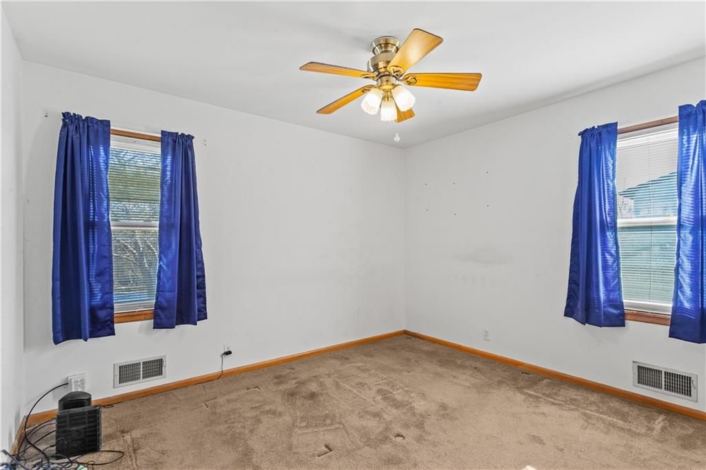 3709 S Main Street — photo 22