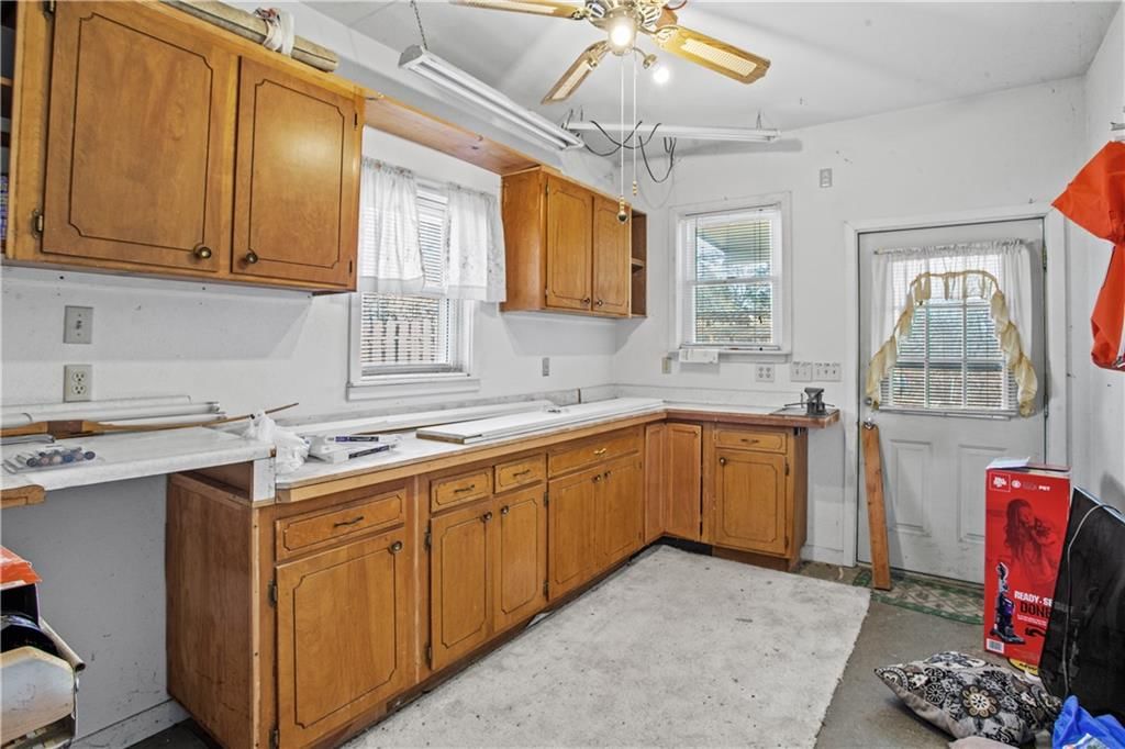 3709 S Main Street — photo 32