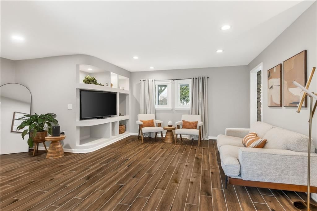 2807 NE 78th Street — photo 30
