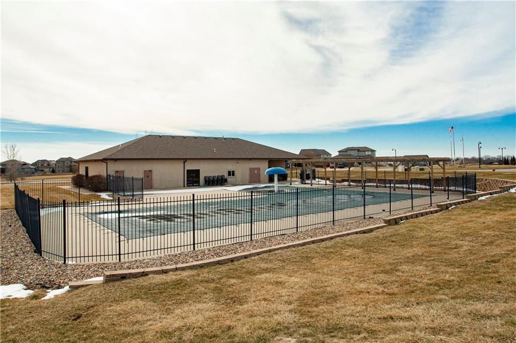 27614 E Red Fox Street — photo 38