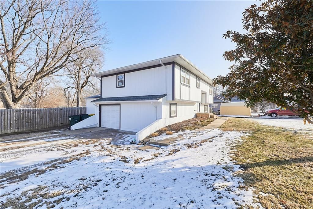 200 E Hulett Street — photo 4