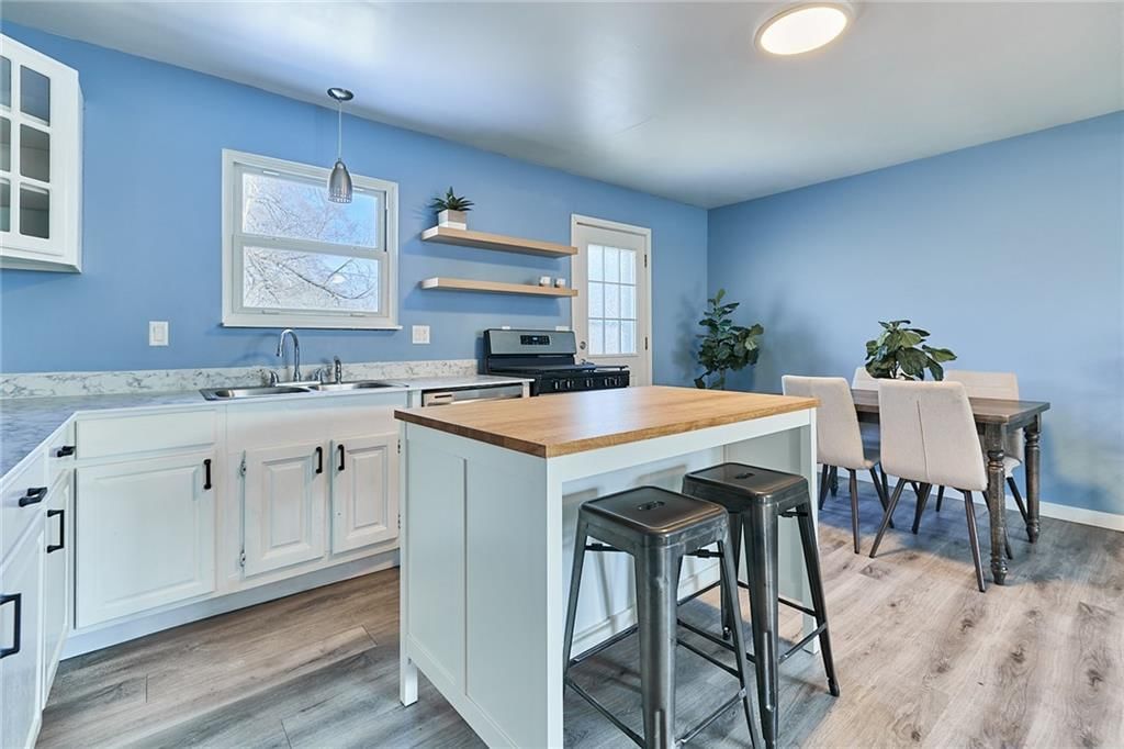 200 E Hulett Street — photo 11