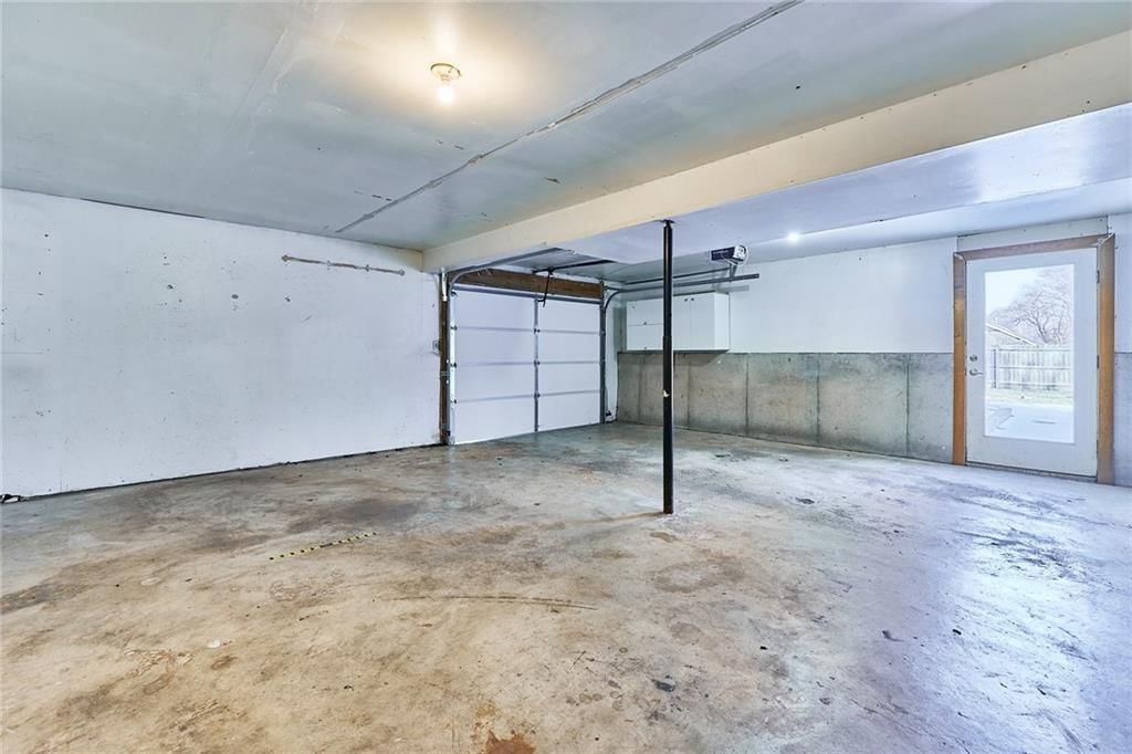 200 E Hulett Street — photo 27
