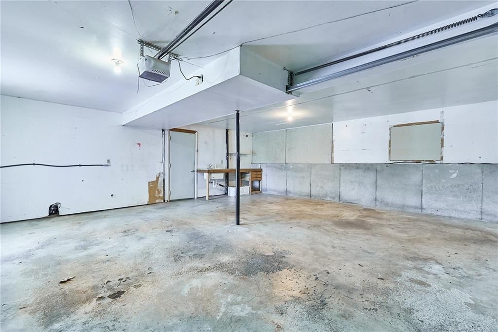 200 E Hulett Street — photo 28
