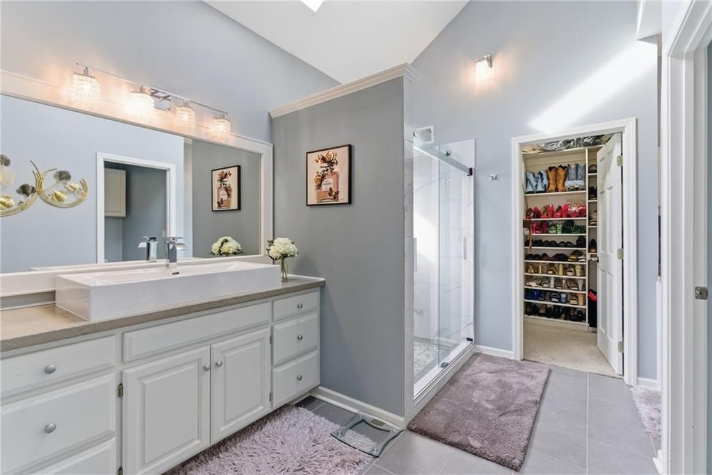 9705 Leslie Avenue — photo 19